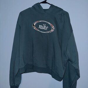 Nike Green Hoodie women’s XXL sportswear top